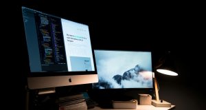 Monitör Panel Türleri: Masaüstü Bilgisayar İçin Doğru Seçim Monitör Panel Türleri: Masaüstü Bilgisayar İçin Doğru Seçim